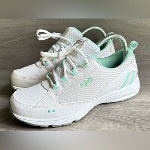 RYKA Maddie Women’s Sneaker White/Mint Green Size 7.5W Wide Width EUC